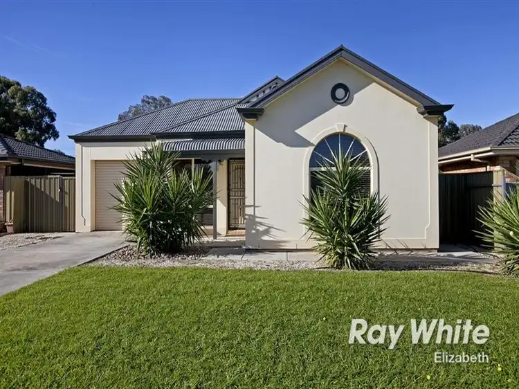 30 Caroline Dr, Paralowie SA