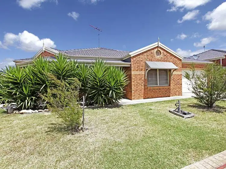 Second view of Homely house listing, 8 Jackson Ct, Grovedale VIC