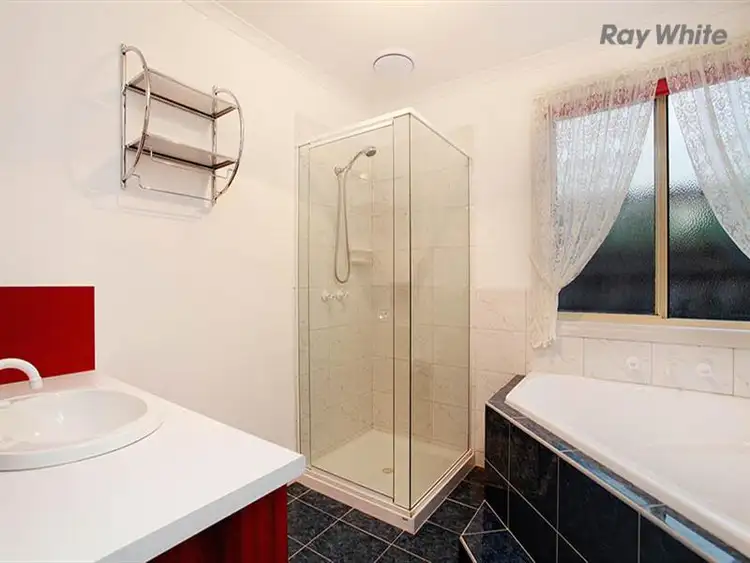 Sixth view of Homely house listing, 4 Holton Ct, Hillside VIC
