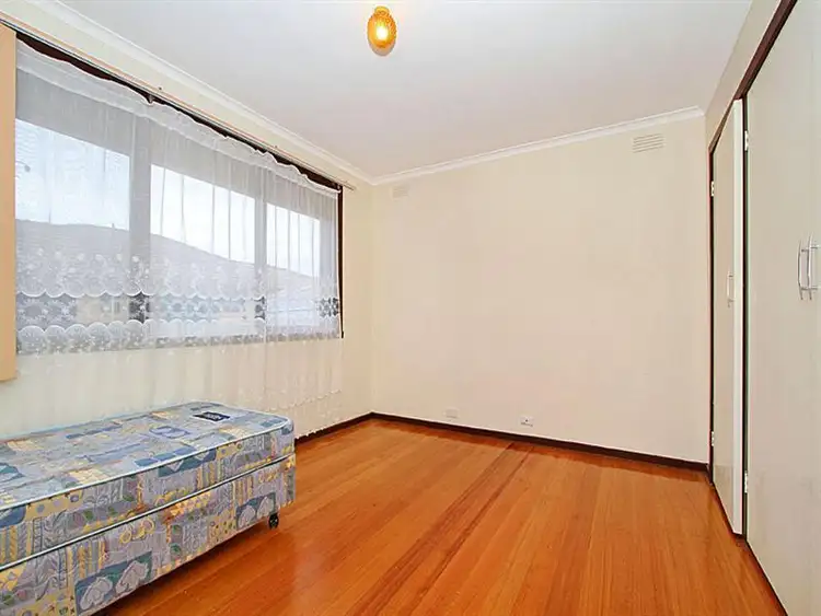 Fourth view of Homely house listing, 15 Dallas Dr, Lalor VIC