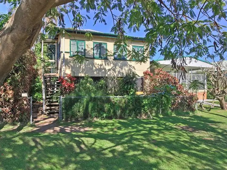 21 Wyllie St, Redcliffe QLD