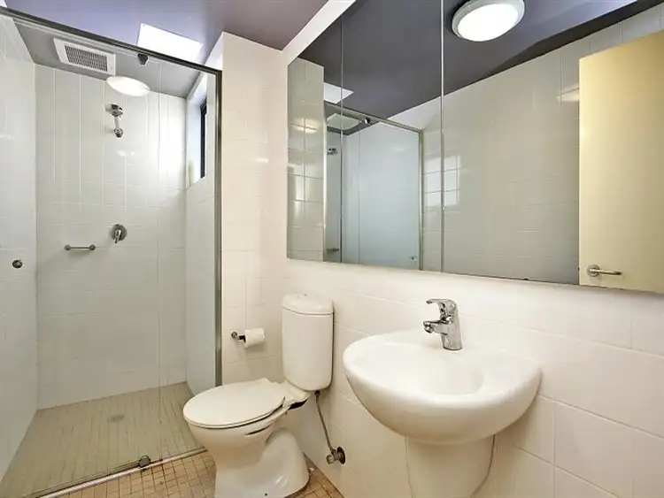 Fifth view of Homely unit listing, 4401/25 Beresford St, Newcastle NSW