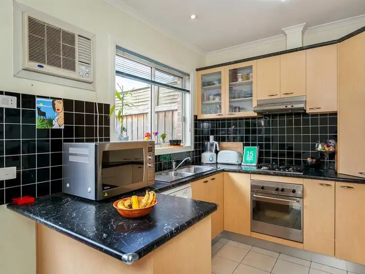 Second view of Homely townhouse listing, 6/31 Loxton Tce, Epping VIC