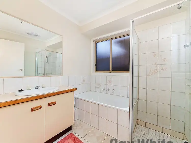 Sixth view of Homely house listing, 8 Kiparra Close, St Albans VIC 3021