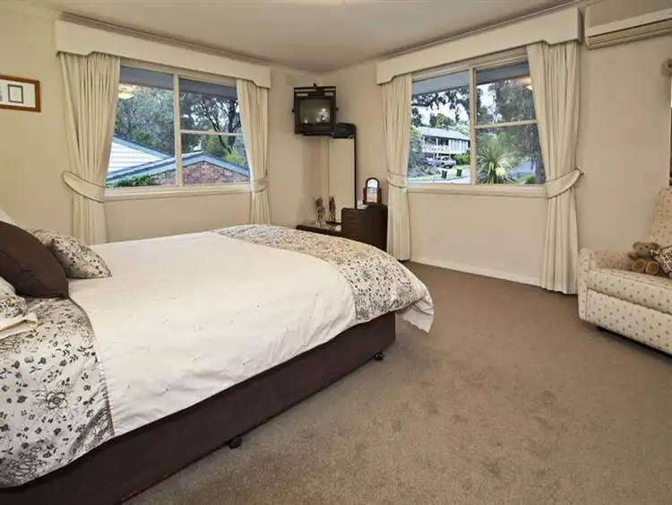 Sixth view of Homely house listing, 15 Heatherlea Dr, Wheelers Hill VIC