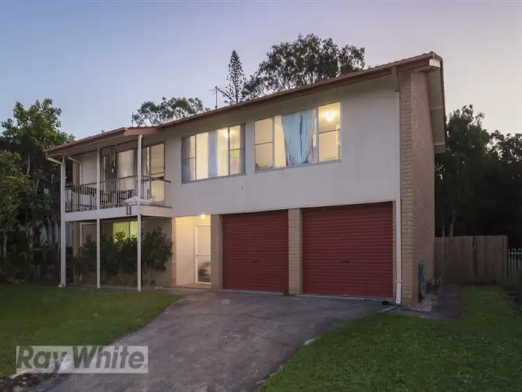 11 Bay Breeze Ave, Thornlands QLD