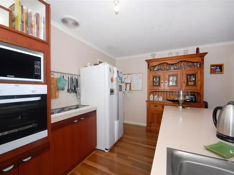 Fifth view of Homely house listing, 17 Wildcroft Ct, Carrum Downs VIC