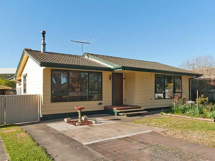 9 Cedar Gr, Mount Barker SA