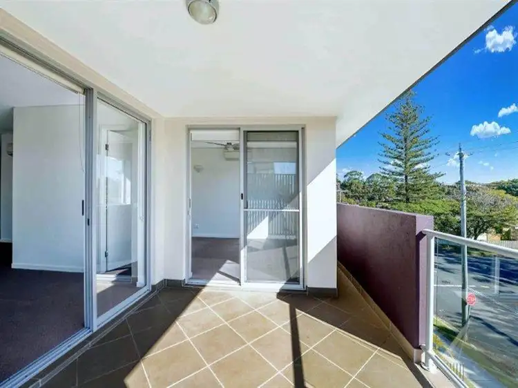 32 Parker St, Labrador QLD