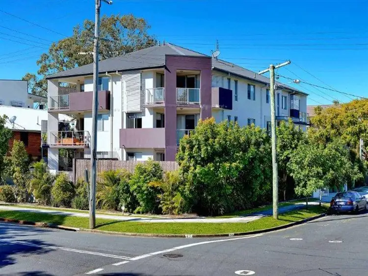 Sixth view of Homely apartment listing, 32 Parker St, Labrador QLD