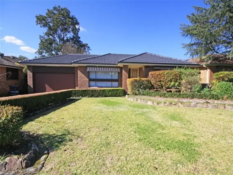 64 Trobriand Cres, Glenfield NSW