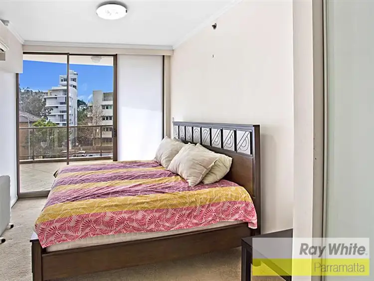 Fifth view of Homely unit listing, 2/13-15 Hassall St, Parramatta NSW
