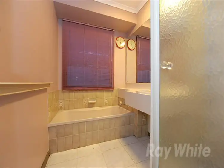 Fifth view of Homely house listing, 9 Kendale Ct, Bayswater North VIC