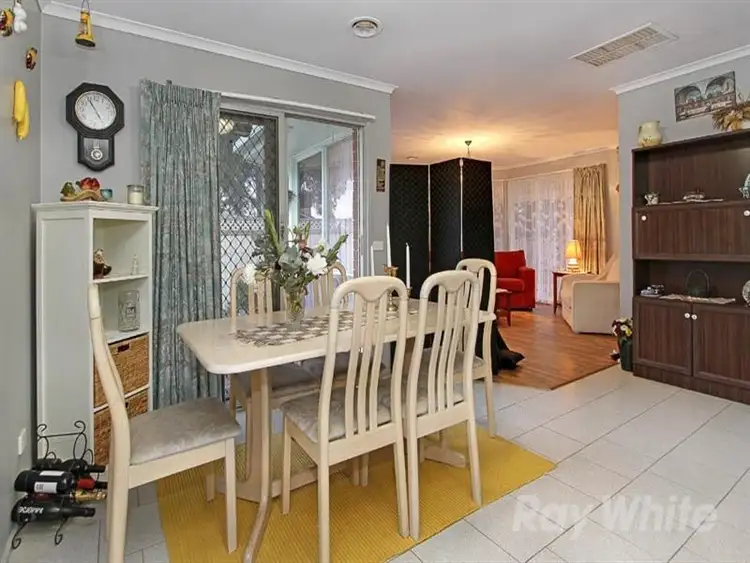 Fifth view of Homely house listing, 4 Meadowview Ct, Ferntree Gully VIC