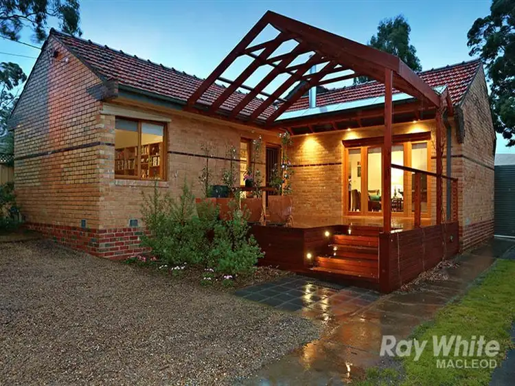 10 Hill Ct, Macleod VIC