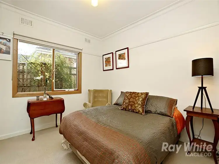 Sixth view of Homely house listing, 10 Hill Ct, Macleod VIC