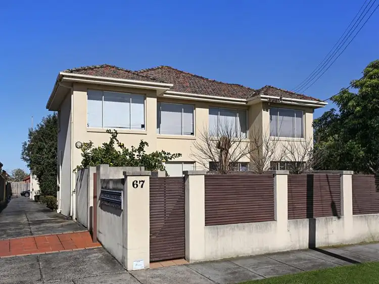 12/67 Coorigil Rd, Carnegie VIC