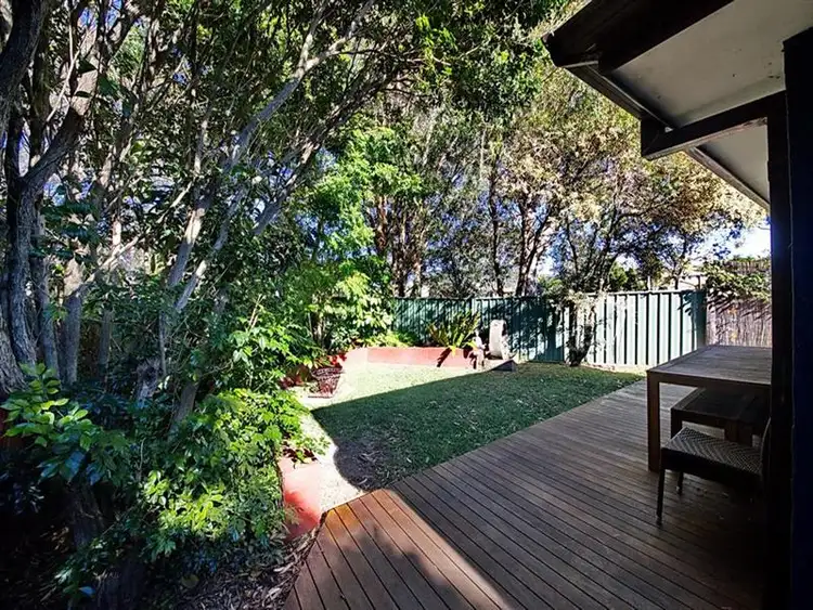 Second view of Homely other listing, 2/1 Fingal St, Shoal Bay NSW