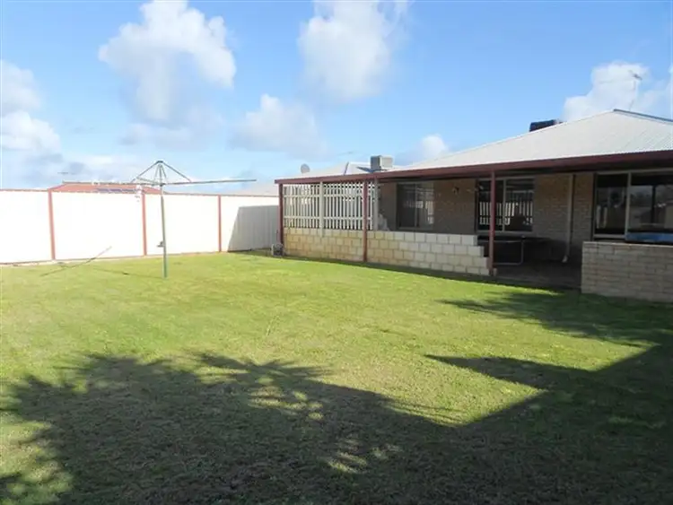 Seventh view of Homely house listing, 28 Lindeman Hts, Ridgewood WA