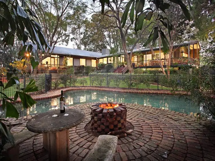 241 Graham Rd, Bridgeman Downs QLD