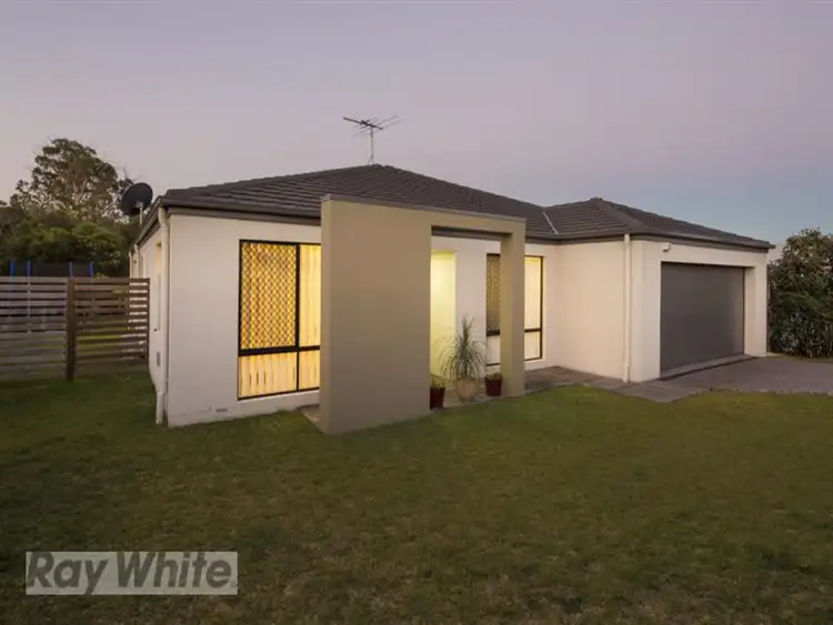 11 Aqua Crst, Redland Bay QLD