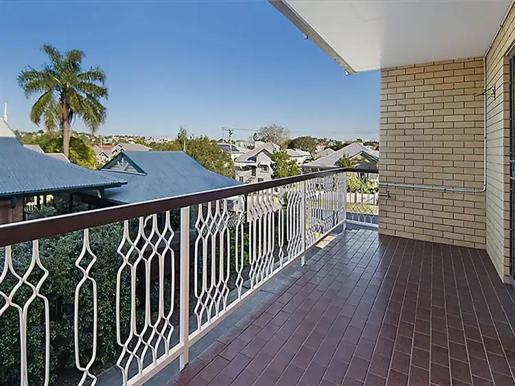 Second view of Homely unit listing, 2/22 Isedale St, Wooloowin QLD