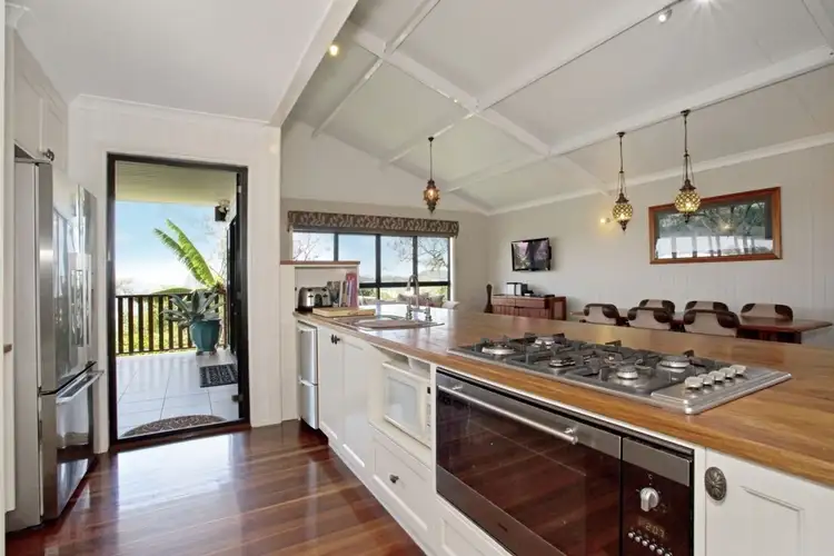 Fifth view of Homely house listing, 10 Christine Avenue, Lammermoor QLD 4703