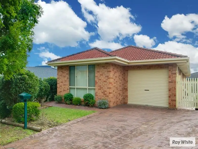 Main view of Homely house listing, 19 Hallam Cl, Kanahooka NSW