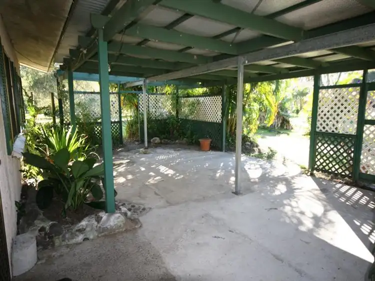 Seventh view of Homely house listing, 27 Crescent, Armstrong Beach QLD