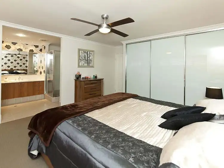 Sixth view of Homely house listing, 2 Kalinga Dr, Ellenbrook WA