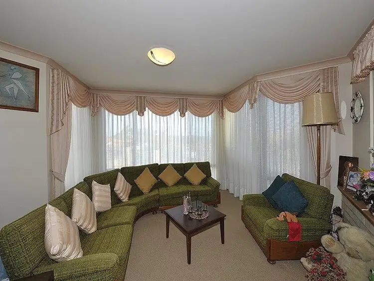 Sixth view of Homely house listing, 11 PLOVER Rse, Halls Head WA