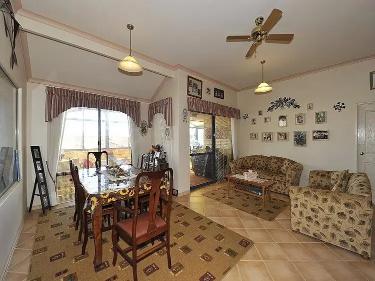 Seventh view of Homely house listing, 11 PLOVER Rse, Halls Head WA