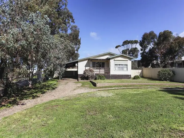 17 Griffith St, Bacchus Marsh VIC