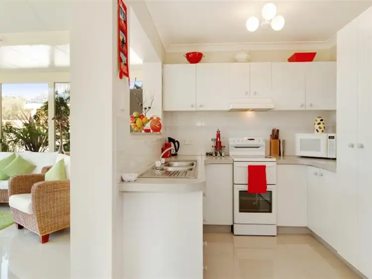 Second view of Homely house listing, 6 Brightwaters Cl, Brightwaters NSW