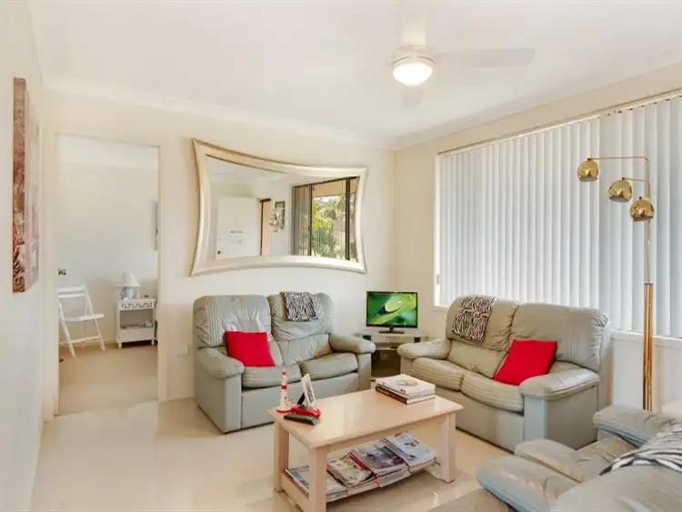 Third view of Homely house listing, 6 Brightwaters Cl, Brightwaters NSW