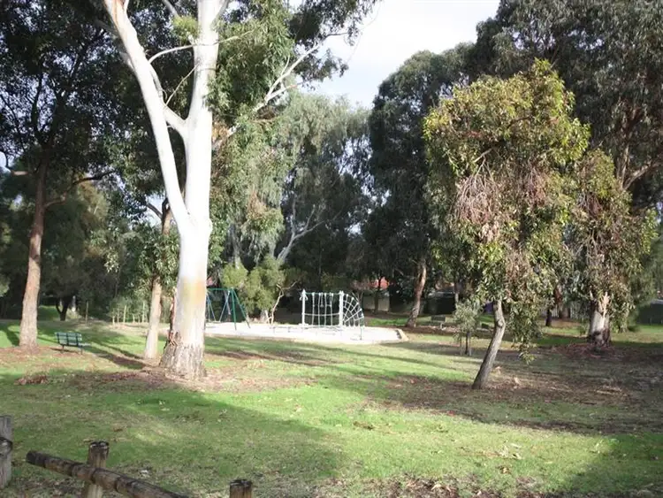 17 Lilac Pl, Dianella WA