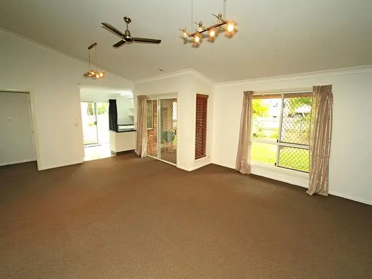 Sixth view of Homely house listing, 3 Capricornia Dr, Taranganba QLD