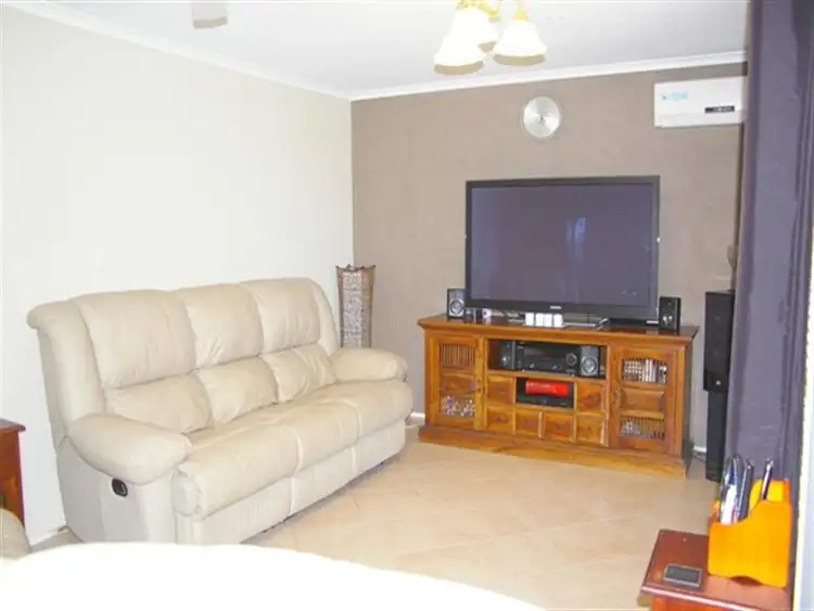 Sixth view of Homely house listing, 19 Linthaven Dr, Rothwell QLD