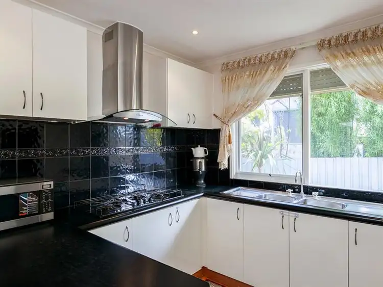 Fifth view of Homely house listing, 15 Brazil Ct, Epping VIC