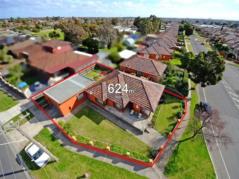 Main view of Homely house listing, 113 Kingsway Dr, Lalor VIC