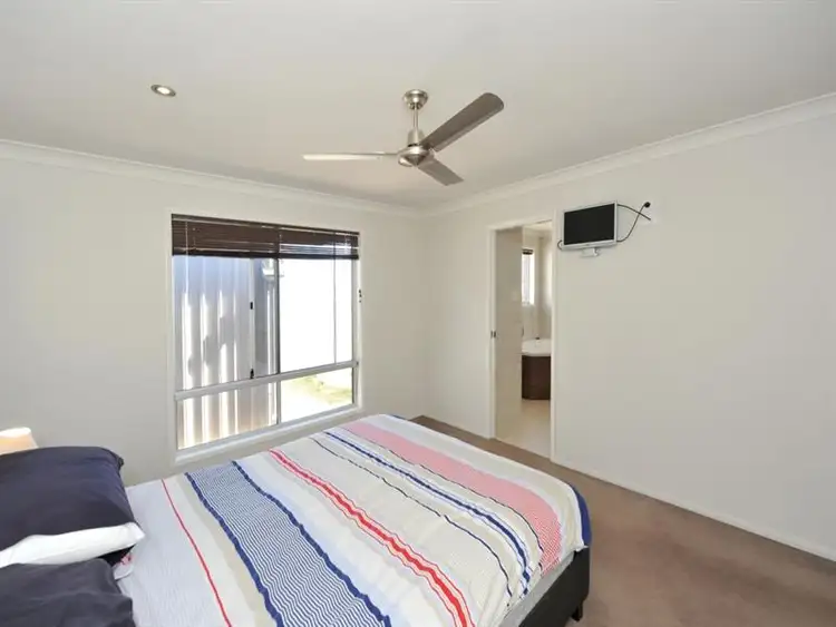 Seventh view of Homely house listing, 8 Pelling Ct, Westbrook QLD