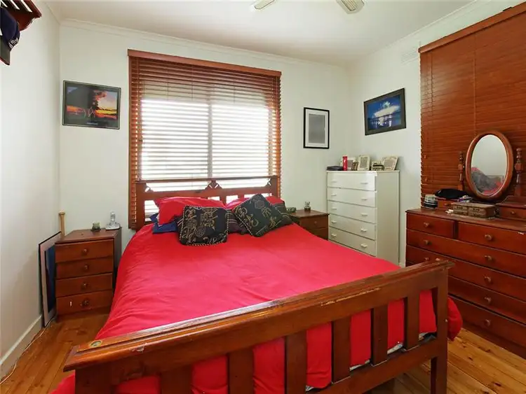 Fifth view of Homely house listing, 16 Ibis Ct, Norlane VIC