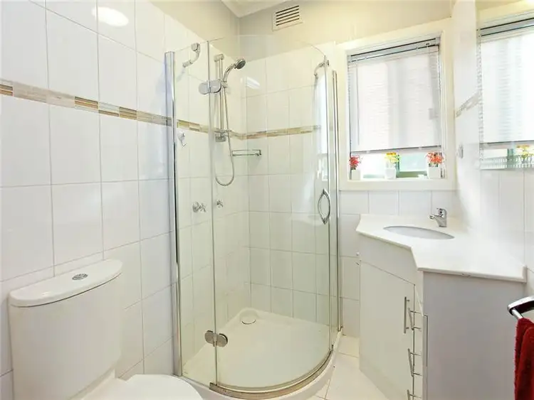 Sixth view of Homely house listing, 16 Ibis Ct, Norlane VIC