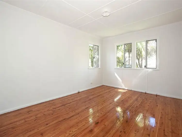 Sixth view of Homely house listing, 2 Nightingale St, Mount Gravatt East QLD
