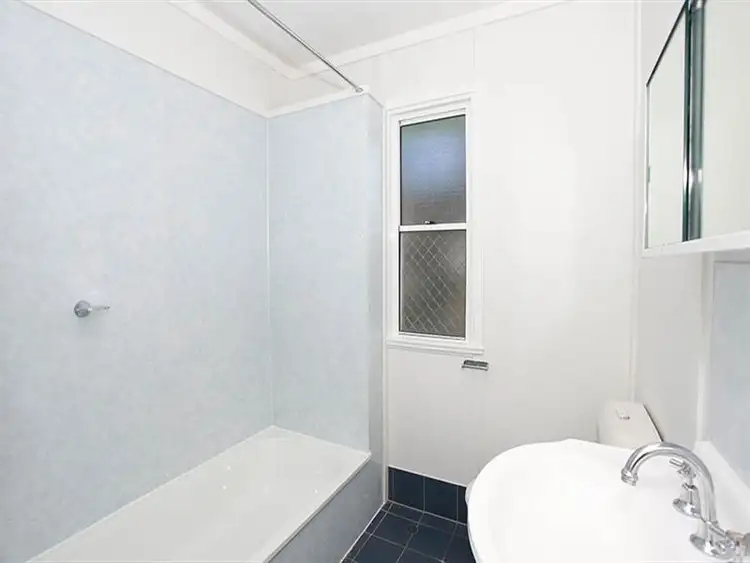 Seventh view of Homely house listing, 2 Nightingale St, Mount Gravatt East QLD