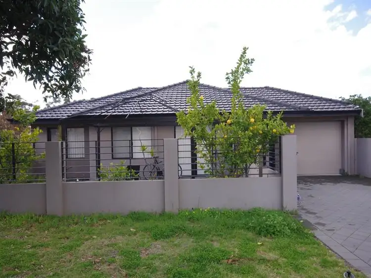 7c Oakney Ave, Nollamara WA