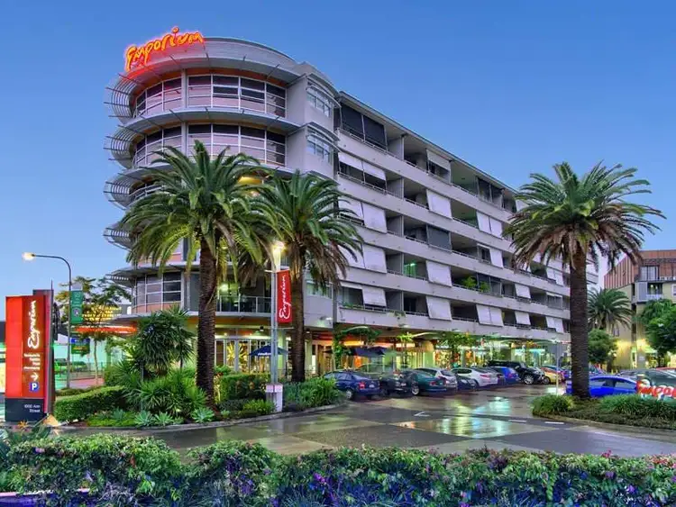 Seventh view of Homely apartment listing, 7/110 Kingsford Smith Dr, Hamilton QLD