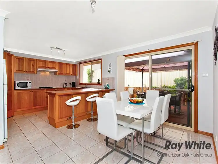 Sixth view of Homely house listing, 10 Byron Cct, Flinders NSW