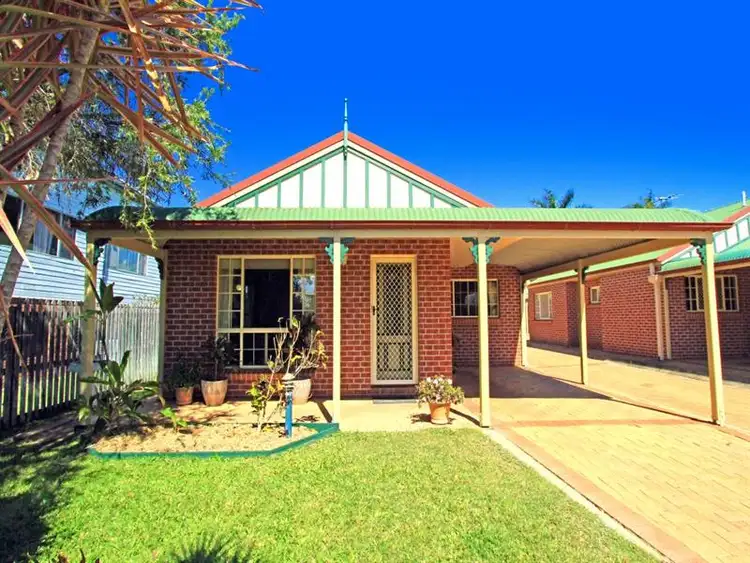 Main view of Homely house listing, 1/27 Nicholson St, Allenstown QLD