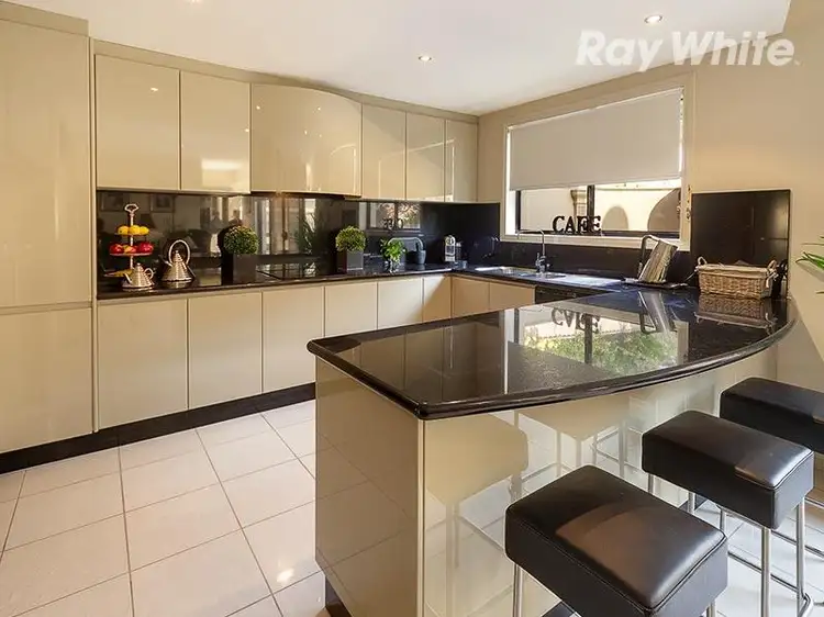 Third view of Homely townhouse listing, 1/523 Cossor St, Albury NSW